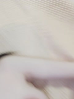 艺术学校会一字马小姐姐，可惜不漏脸，身材超棒极品美腿，美腿粉穴更是诱人，一字马劈个叉，掰开小穴特写嫩的出水