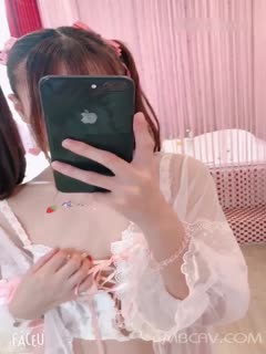 網紅少女-哇噻兔子-雙馬尾青春無敵美少女,小茓又粉又嫩126P 8V5